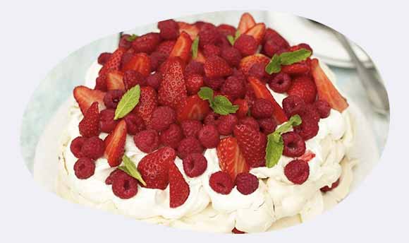 Jamie Oliver’s summer berry pavlova